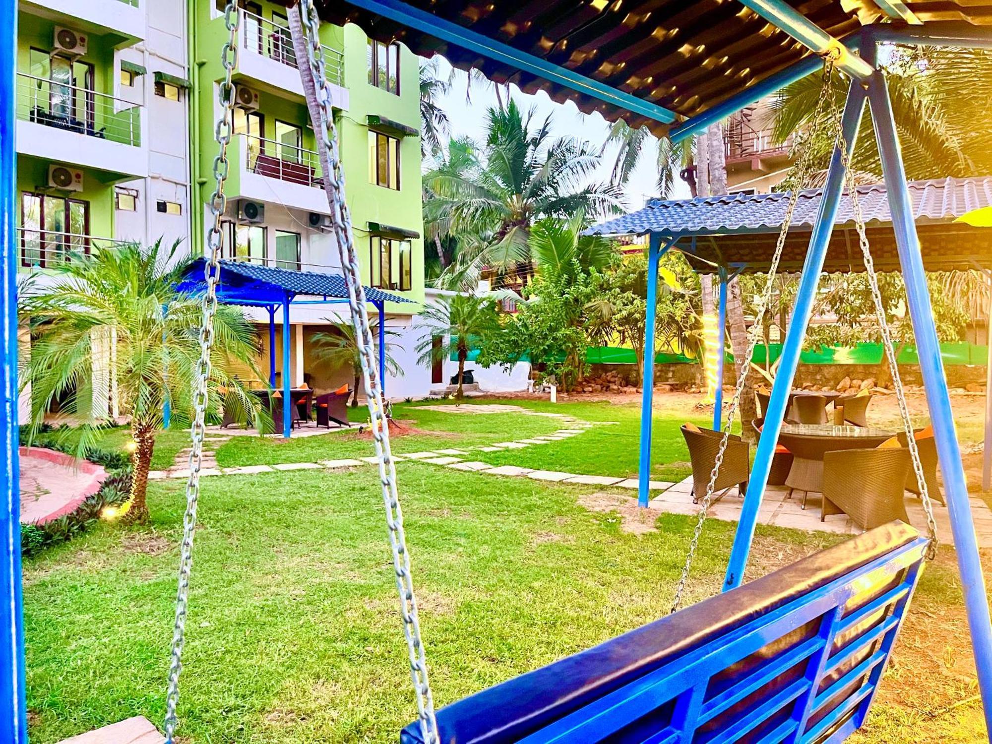 The Calagute Beach Resort By Shivam Resort 1 Km From Beach Candolim Luaran gambar
