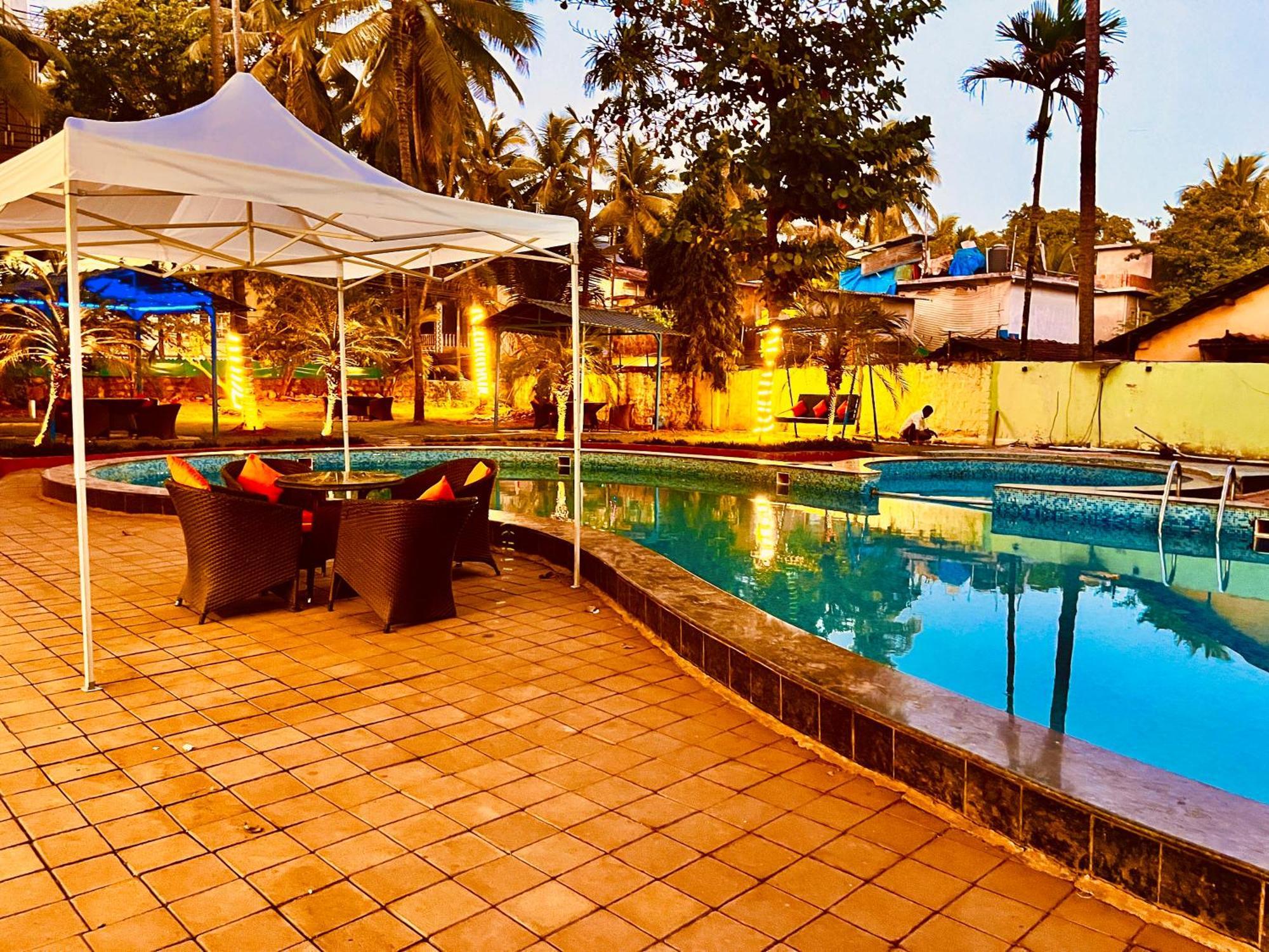 The Calagute Beach Resort By Shivam Resort 1 Km From Beach Candolim Luaran gambar